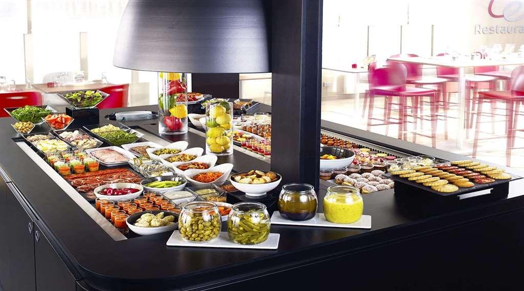 The Originals City Hotel La Verriere-Yvelines Restaurante foto